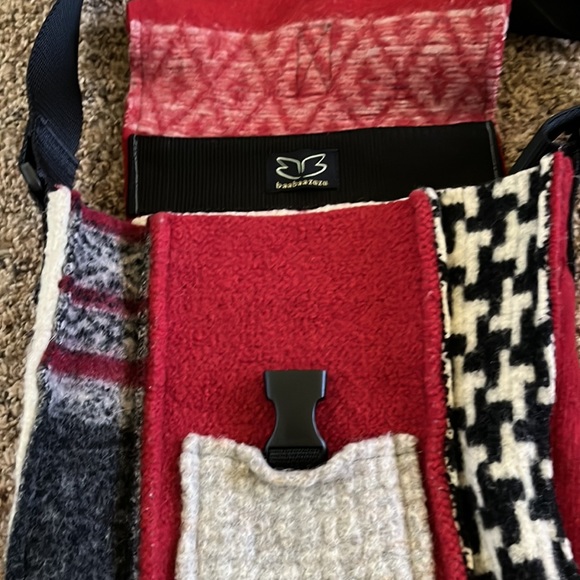 baabaazuzu wool crossbody bag - Picture 6 of 9